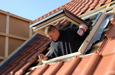Pose de fenêtres de toit Velux à Gourchelles